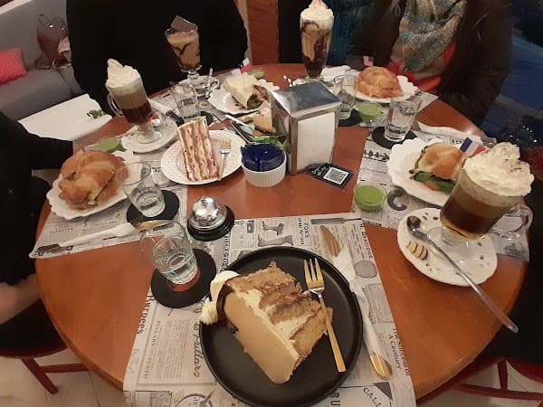 Check-in Cafe