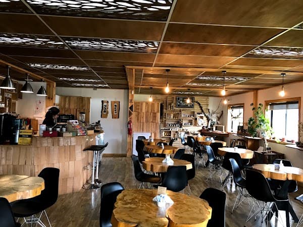 Cowilij Café Boutique